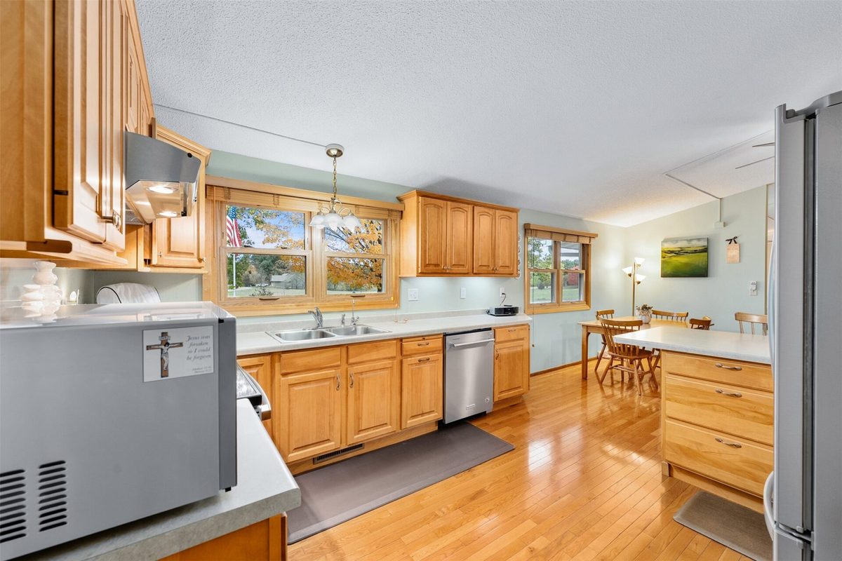N7012 560th Street, Menomonie WI 54751 - Residential house for sale - MLS #1605989 - image16
