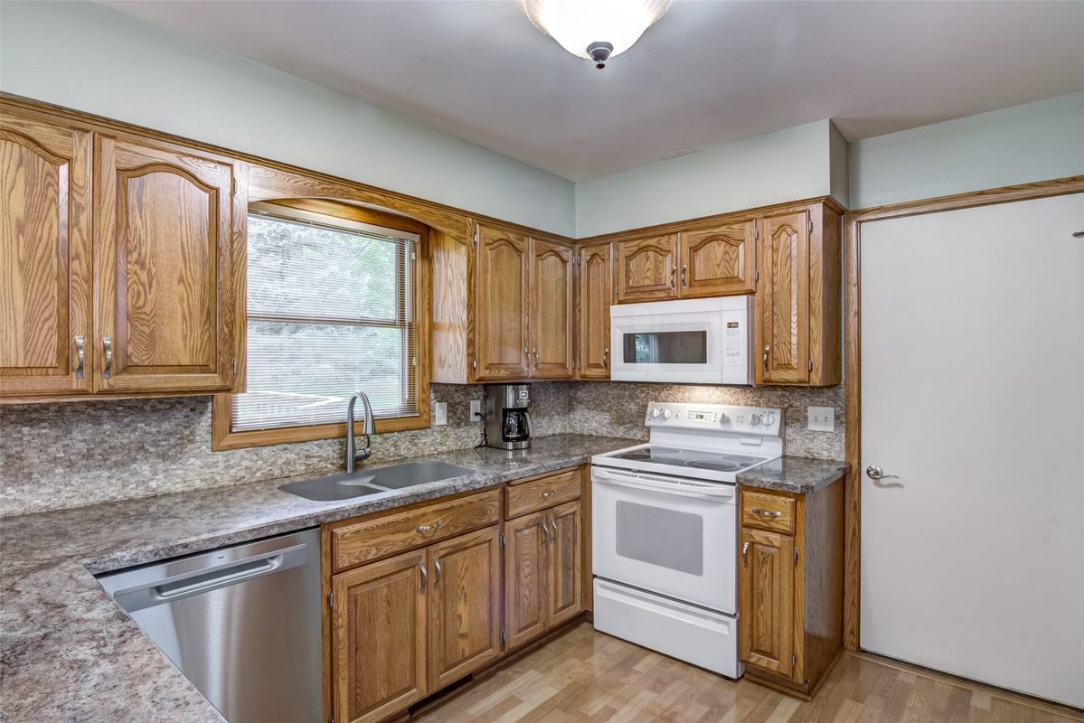 2028 Cornell Street, Eau Claire WI 54703 - Residential house for sale - MLS #1605548 - image2