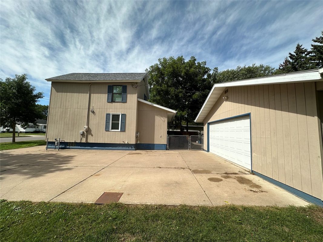 816 Elm Street, Chippewa Falls WI 54729 - Residential house for sale - MLS #1605056 - image4