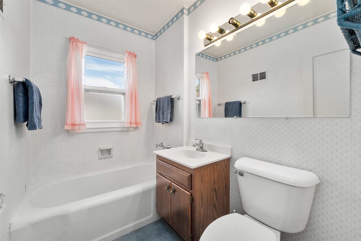 234 Lexington Boulevard, Eau Claire WI 54701 - Residential house for sale - MLS #1605941 - image18
