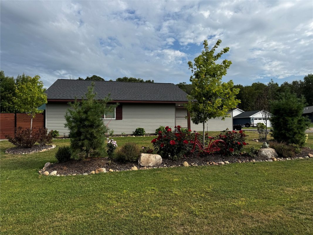1302 Greentree Drive, St Croix Falls WI 54024 - Residential house for sale - MLS #1600291 - image4