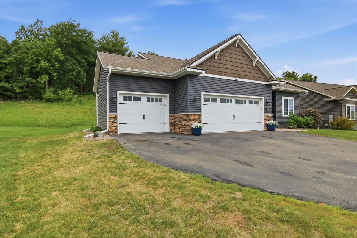 5226 Waylon Street, Eau Claire WI 54703 - Residential house for sale - MLS #1601737 - image3