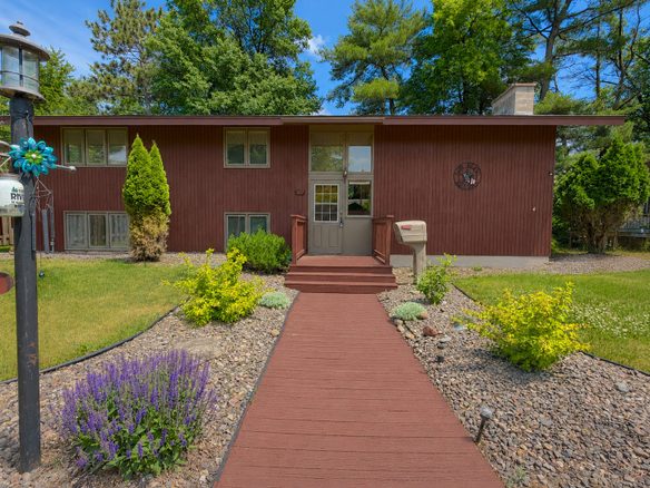 607 Cross Avenue, Amery WI 54001 - Residential house for sale - MLS #1599324 - image1