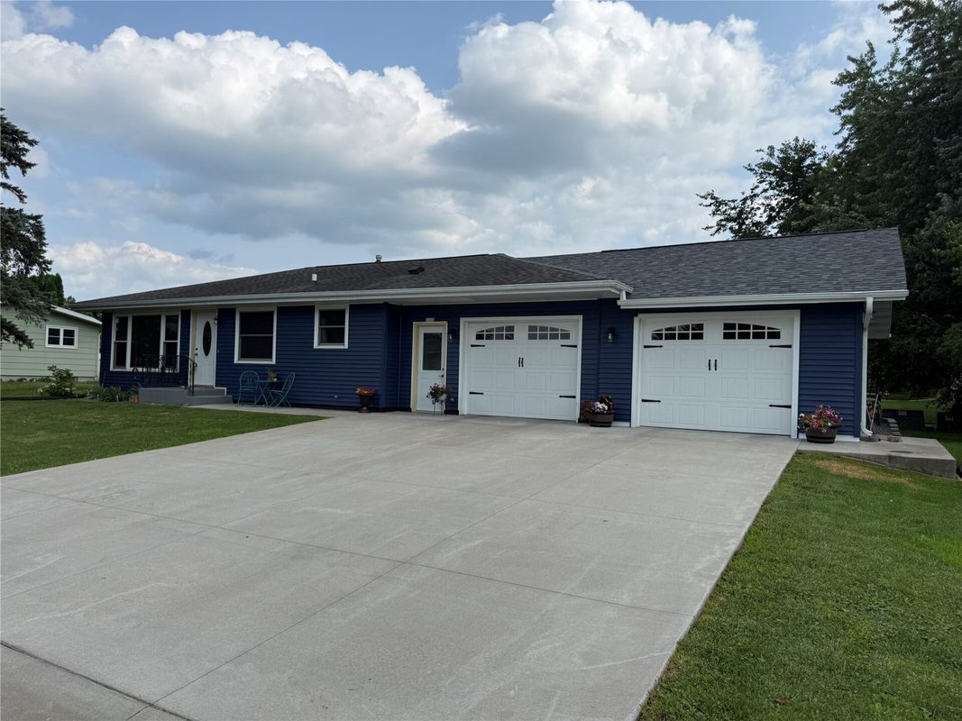 1125 Pleasant Avenue, Arcadia WI 54612 - Residential house for sale - MLS #1603507 - image2