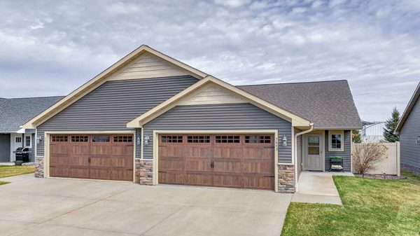 5643 Green Park Drive  Eau Claire WI 54703