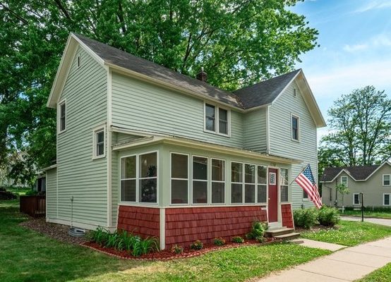 1102 14th Avenue Menomonie WI 54751