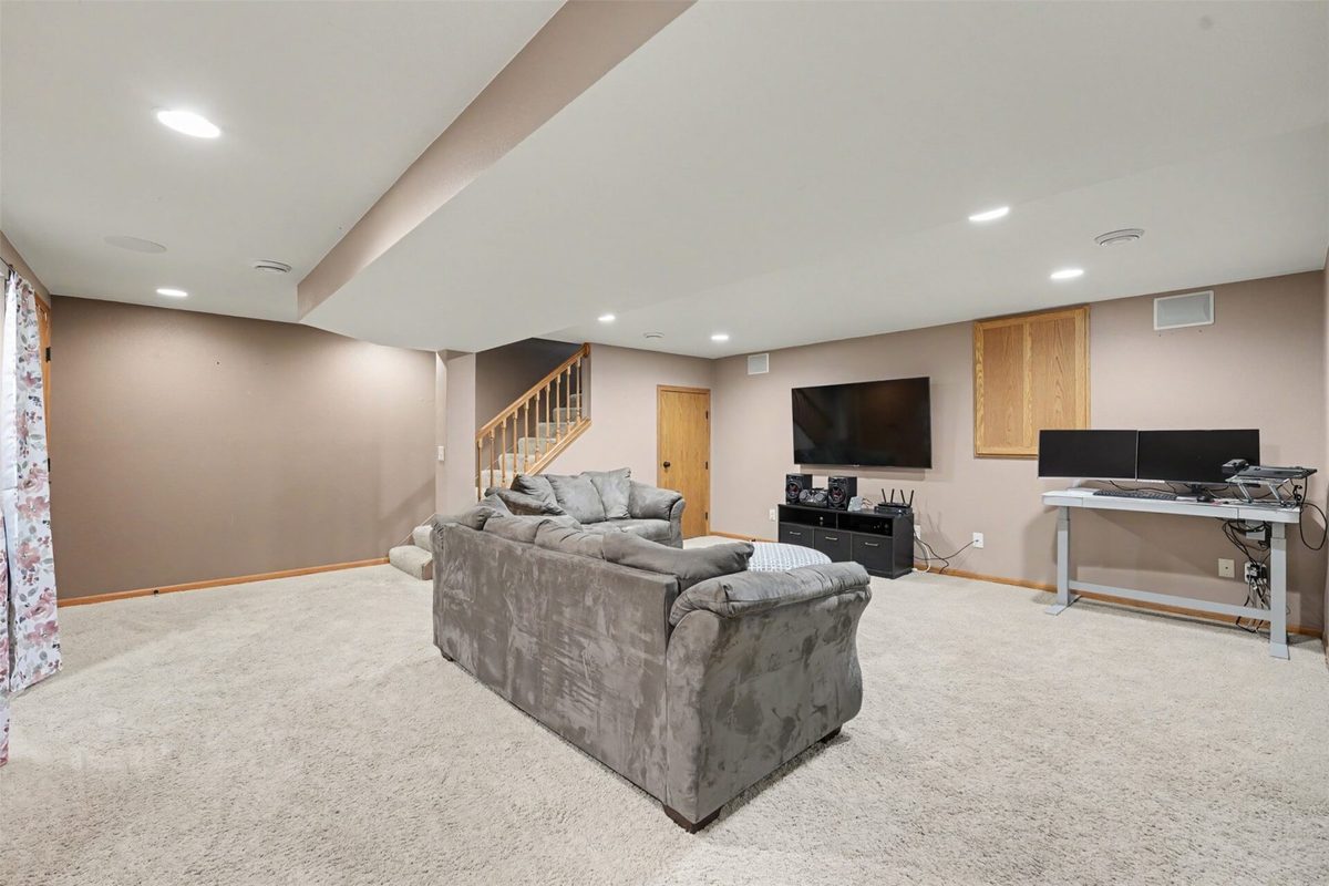 2129 Lexington Boulevard, Eau Claire WI 54701 - Residential house for sale - MLS #1602818 - image20