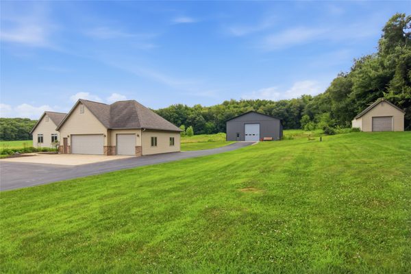 W860 Cedar Road Eau Claire WI 54701