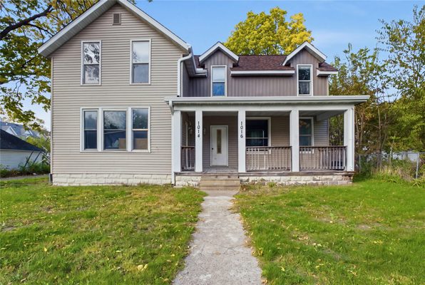1014 Summit Street Eau Claire WI 54703