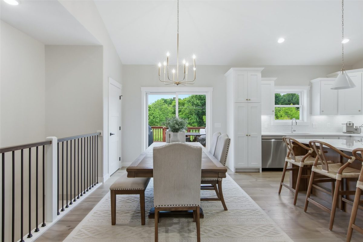 8777 Cottonwood Circle, Eau Claire WI 54701 - Residential house for sale - MLS #1602741 - image12