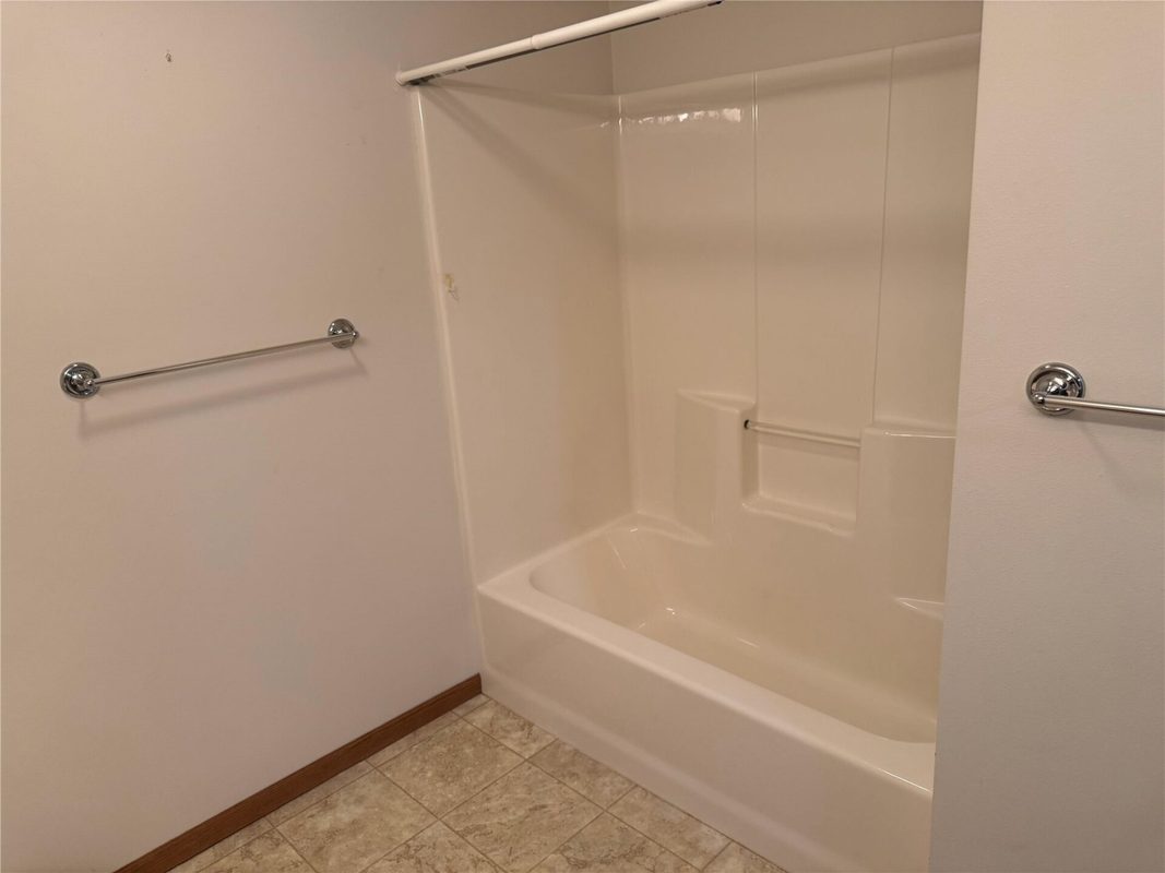 911 Windsong Lane, Onalaska WI 54650 - Residential house for sale - MLS #1606092 - image30