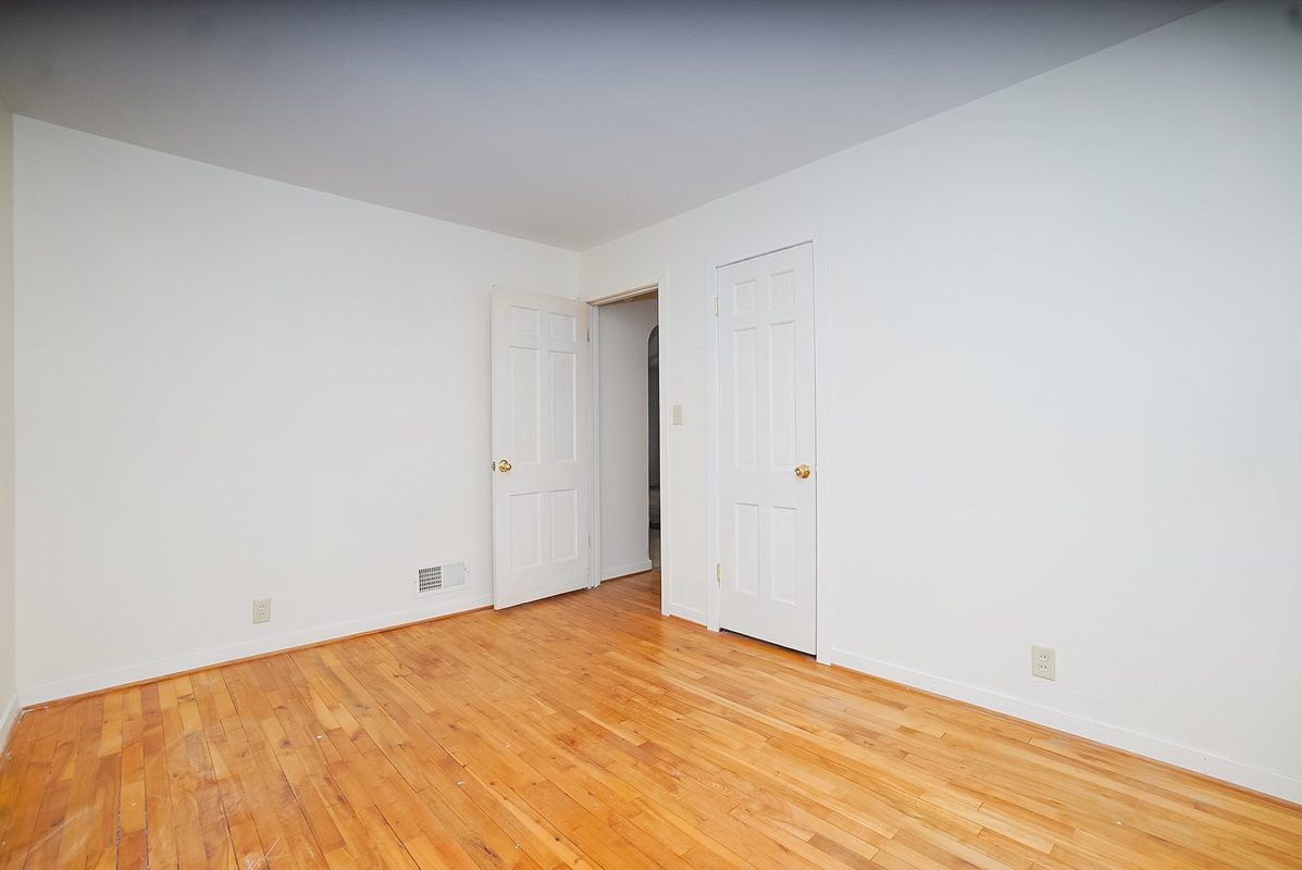 Residential at 1131 Barron Street, Eau Claire, WI 54703 — photo 9