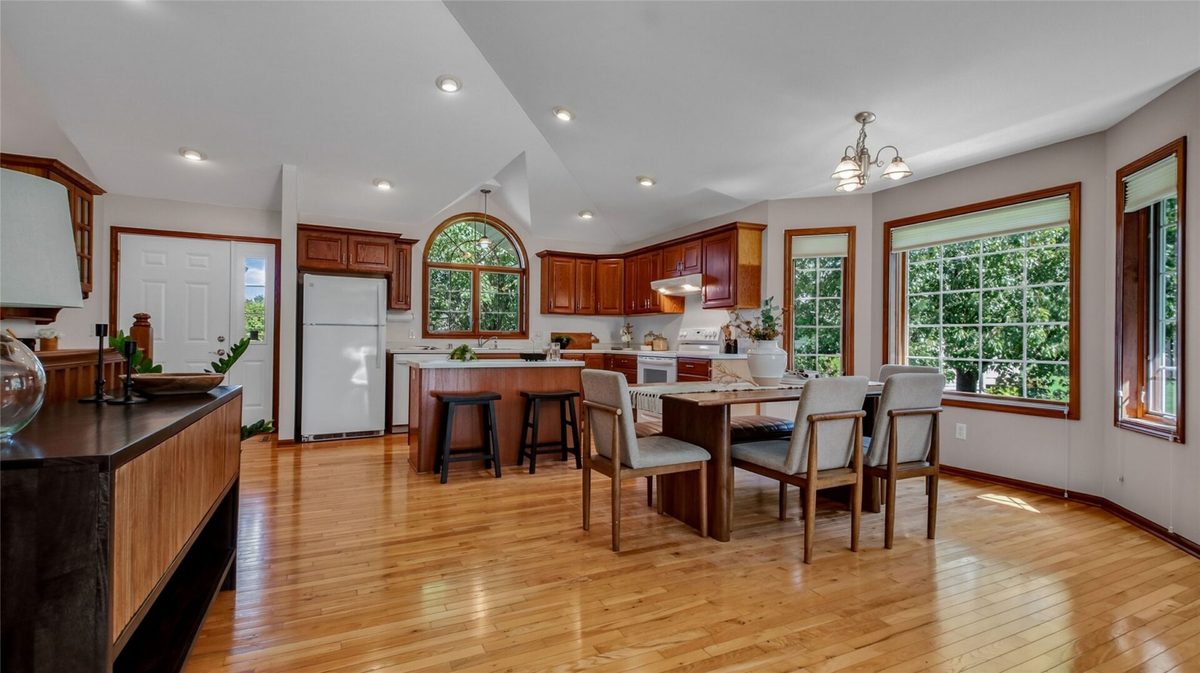 4108 Wild Ridge Court, Eau Claire WI 54703 - Residential house for sale - MLS #1603127 - image7