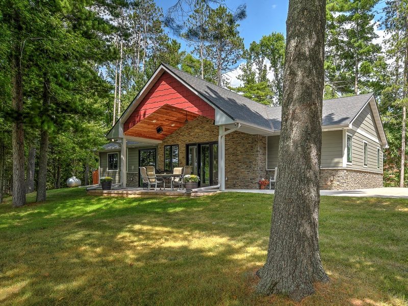 8687 Grover Point Road