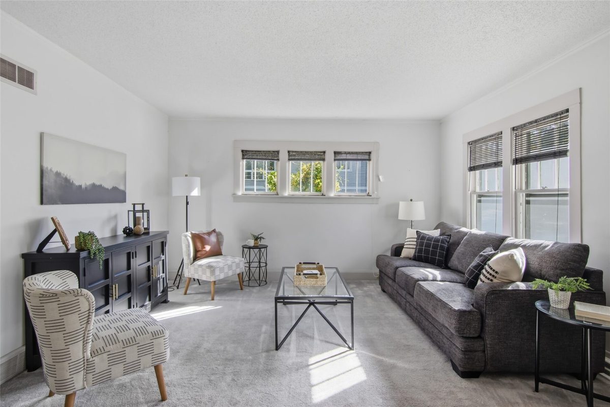 1200 Main Street, Eau Claire WI 54701 - Residential house for sale - MLS #1605933 - image2