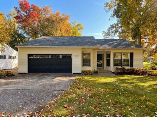 2221 21st Street Rice Lake WI 54868