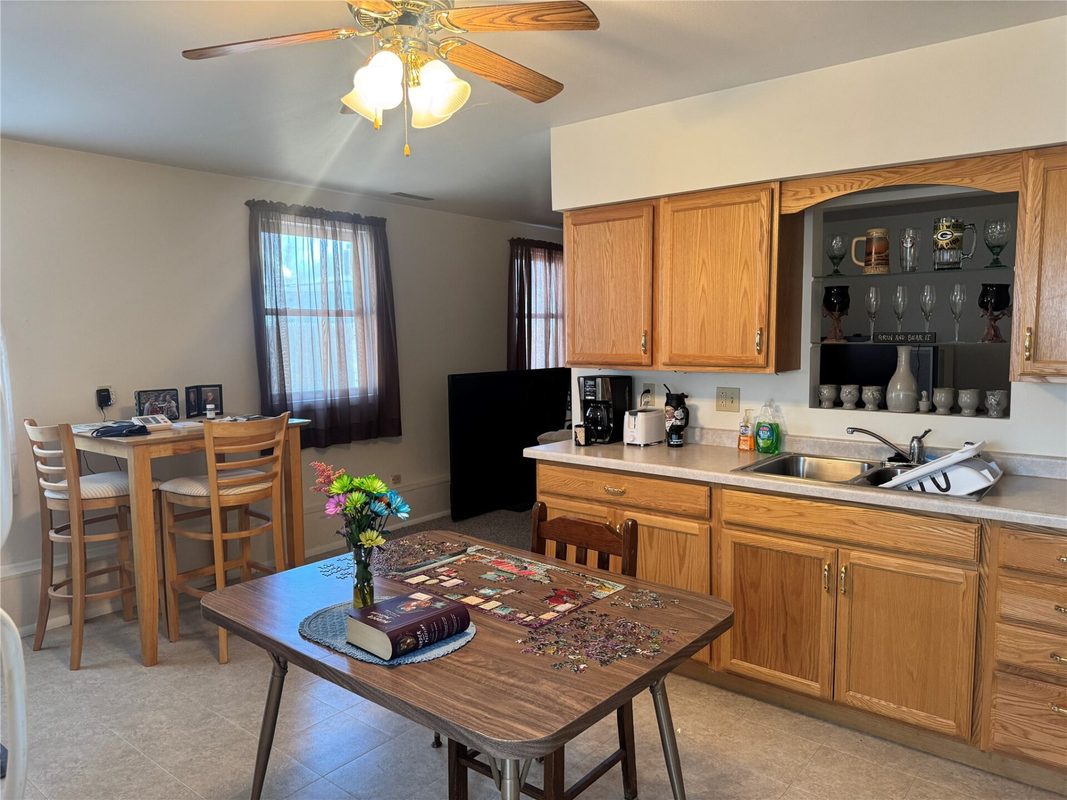 Residential Income at 1009-1011 Saint Augustine, Chippewa Falls, WI 54729 — photo 4