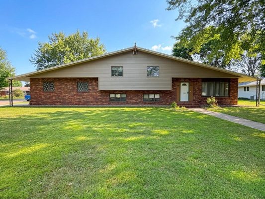 1006 N Wisconsin Avenue Rice Lake WI 54868