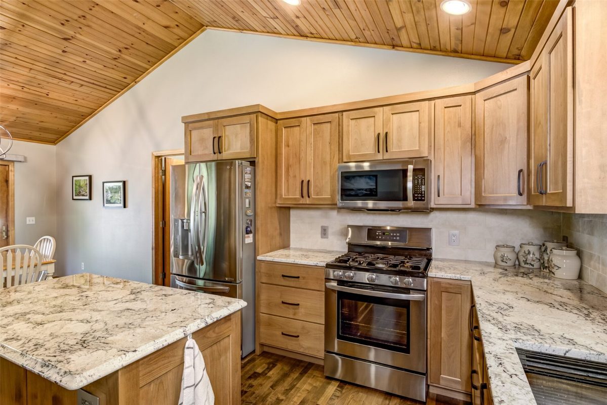 7180 Nine Mile Creek Road, Eau Claire, WI — photo 9