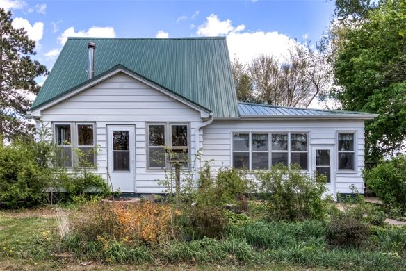 E8142 County Road C, Elk Mound WI — $349,900