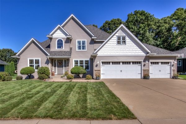 3208 Tiburon Drive Eau Claire WI 54701