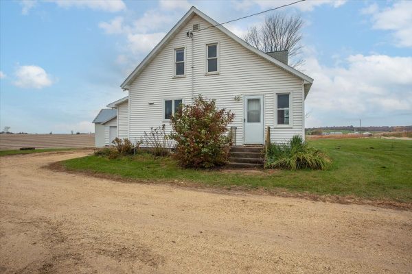 4082 E County Road Y  Eau Galle WI 54737