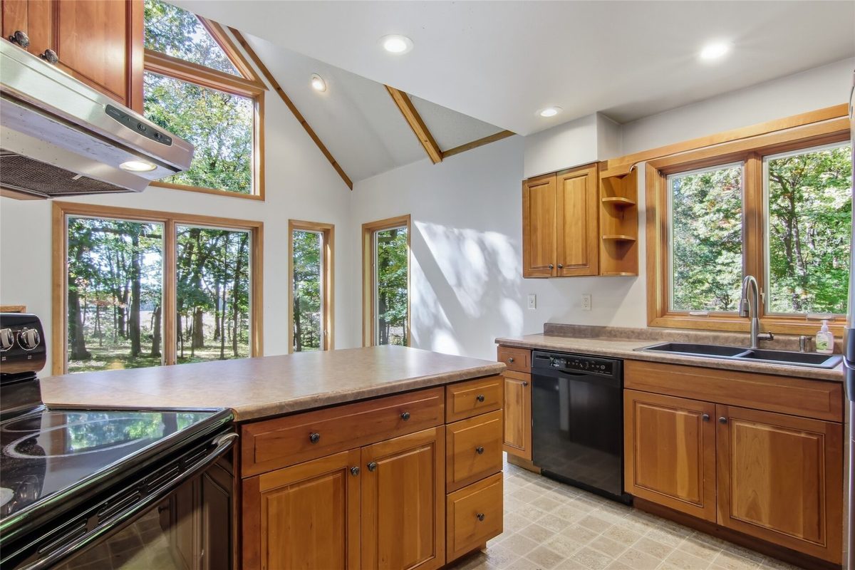N6587 State Road 40, Elk Mound WI 54739 - Residential house for sale - MLS #1605426 - image8