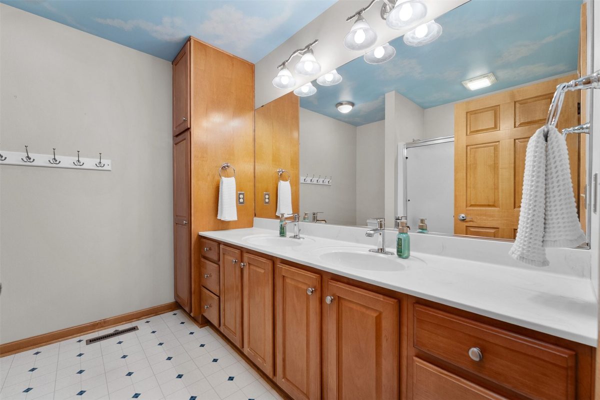 3521 Glen Way, Eau Claire WI 54701 - Residential house for sale - MLS #1601088 - image30