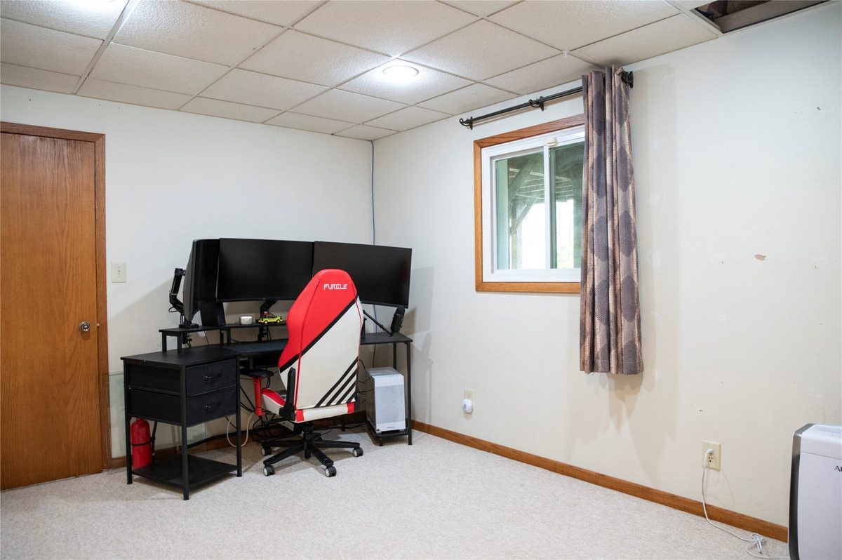 1800 White Oak Drive, Eau Claire WI 54703 - Residential house for sale - MLS #1605549 - image25
