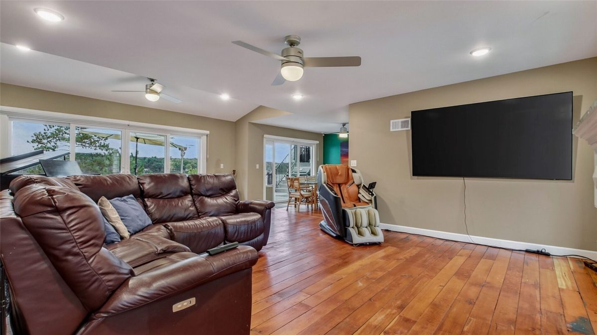 5565 North Shore Drive, Eau Claire WI 54703 - Residential house for sale - MLS #1605489 - image11