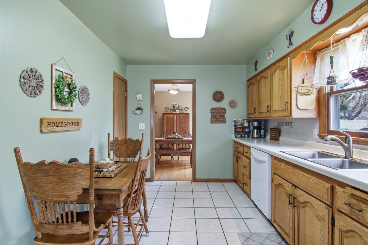 815 E Grant Avenue, Eau Claire, WI — photo 8
