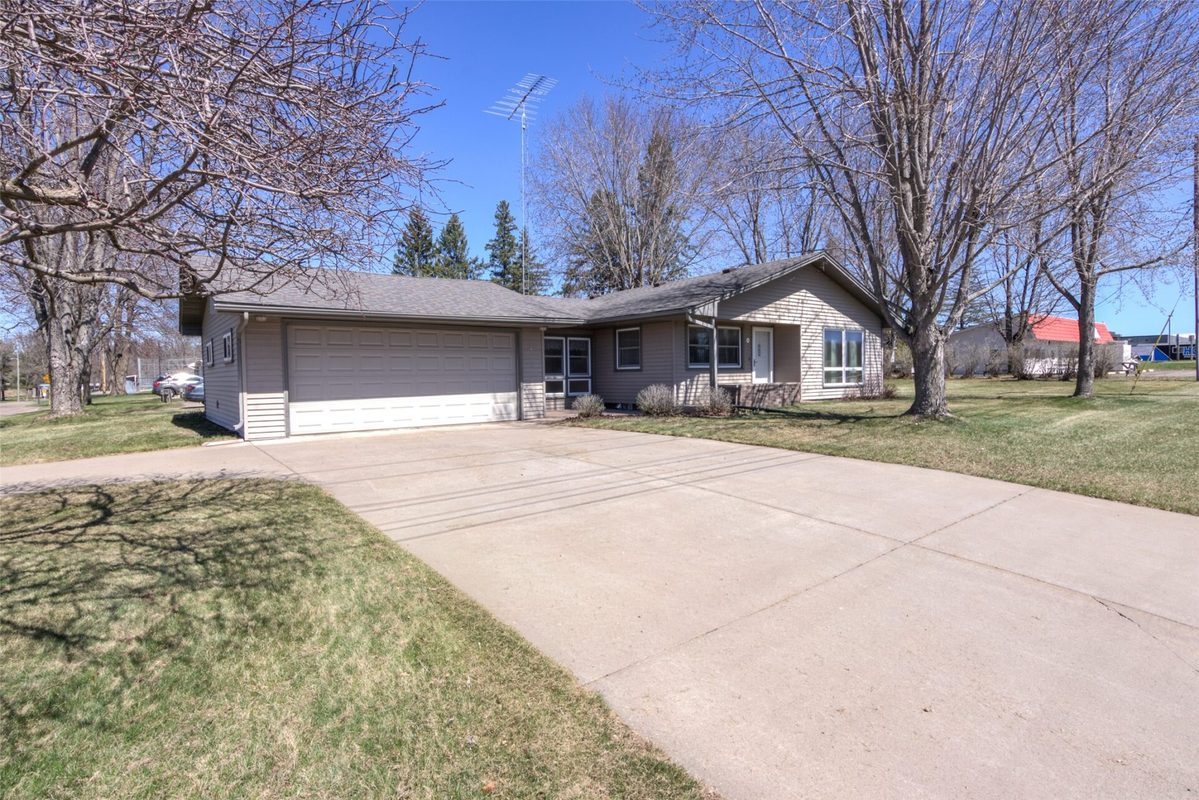 248 Mills Street Cadott WI 54727 — photo 38