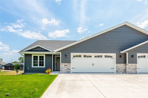 2837 Patrick John Drive, Eau Claire WI 54703 - Residential house for sale - MLS #1592370 - image1
