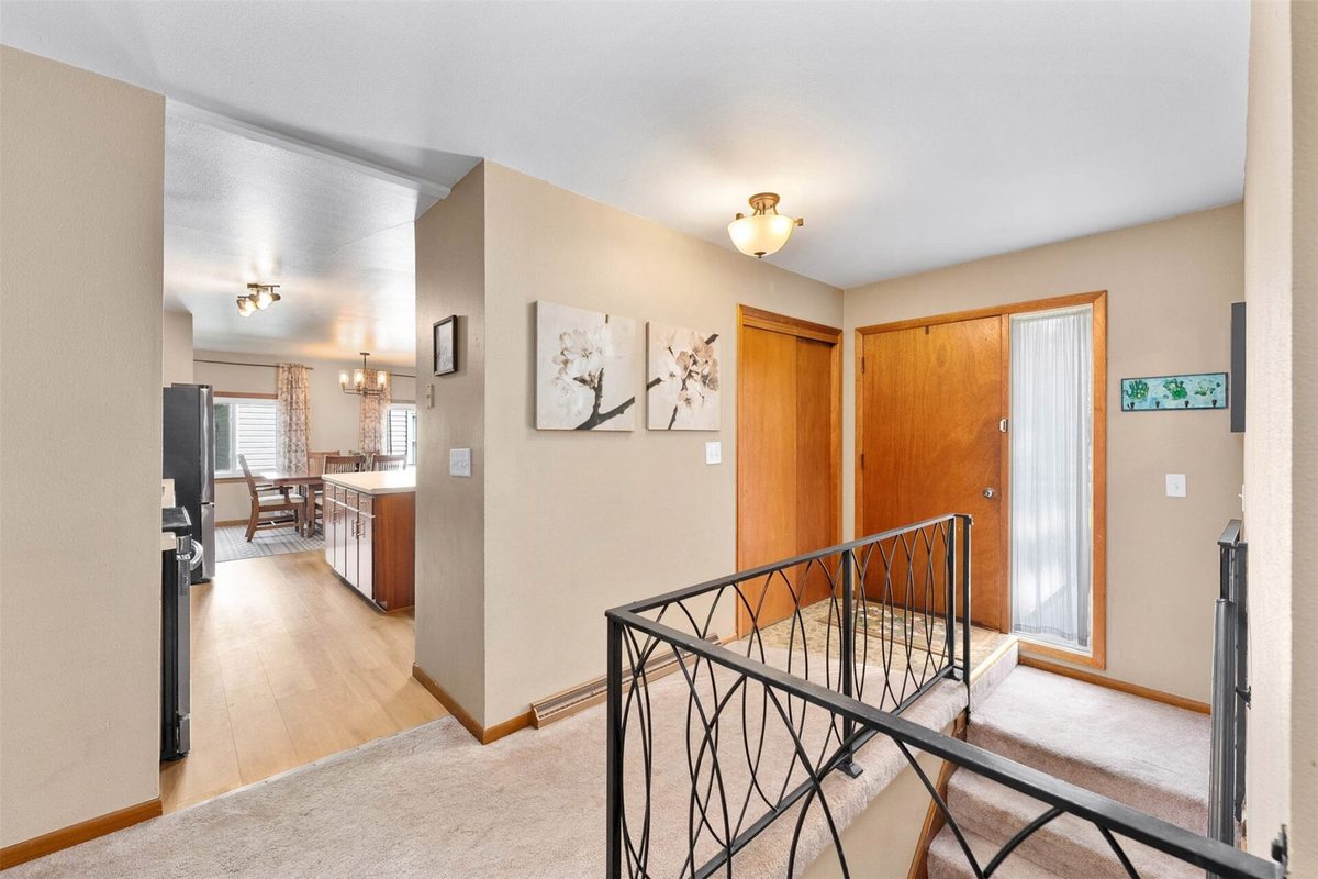 2810 Sherman Street, Eau Claire WI 54701 - Residential house for sale - MLS #1605178 - image2