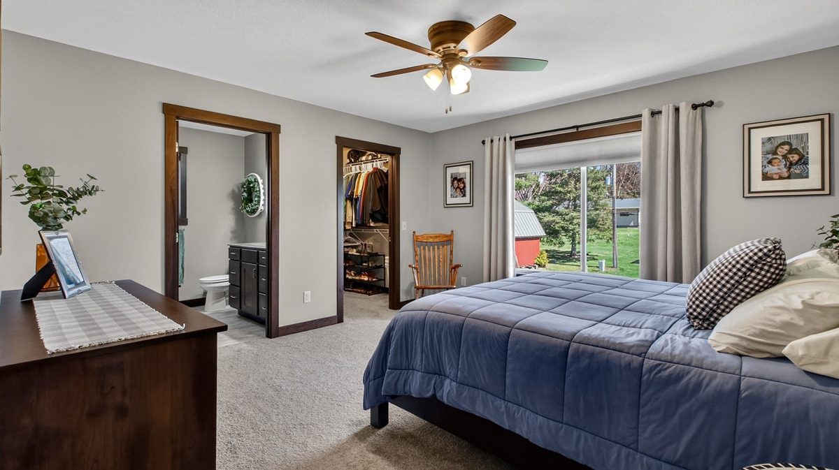 1929 Gooder Street Eau Claire WI 54703 — photo 10