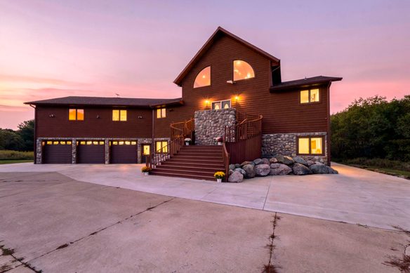 897 207th Street, Dresser WI 54009 - Residential house for sale - MLS #1605068 - image1
