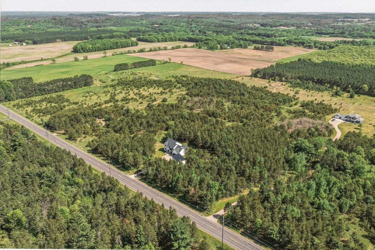 10081 9 Mile Creek Road, Fall Creek WI 54742 - Residential house for sale - MLS #1601601 - image59
