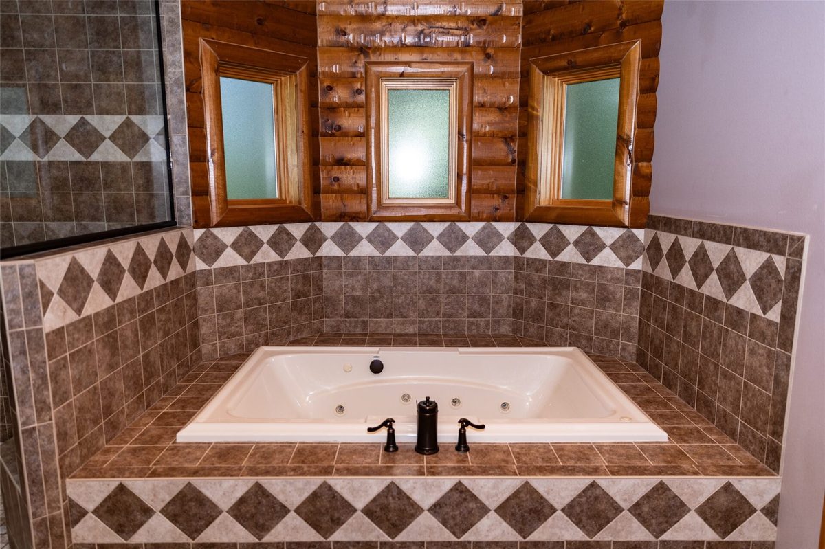 W5405 Park Place, Spooner, WI