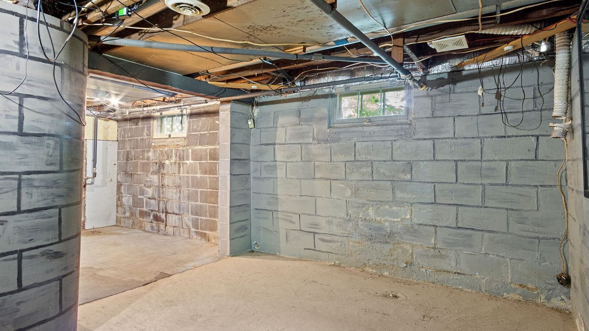 2627 7th Street, Eau Claire WI 54703 - Residential house for sale - MLS #1604583 - image24