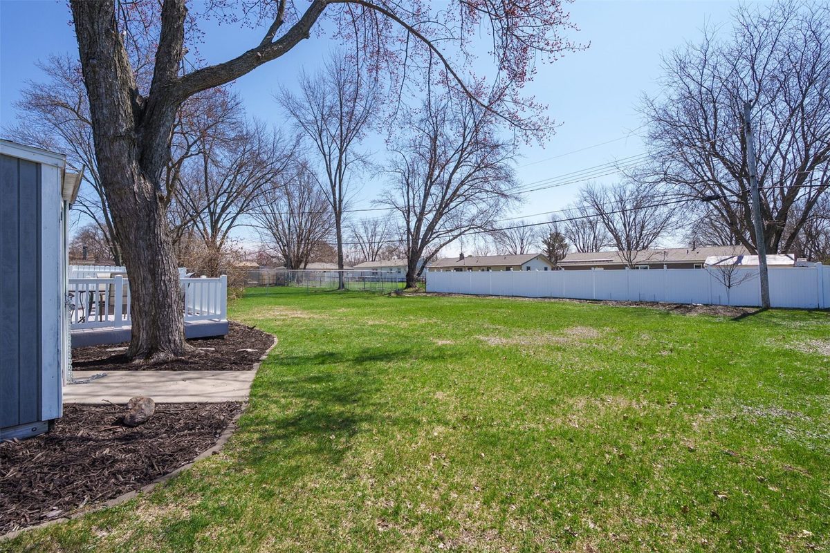 2527 Lynn Avenue Altoona WI 54720 — photo 30