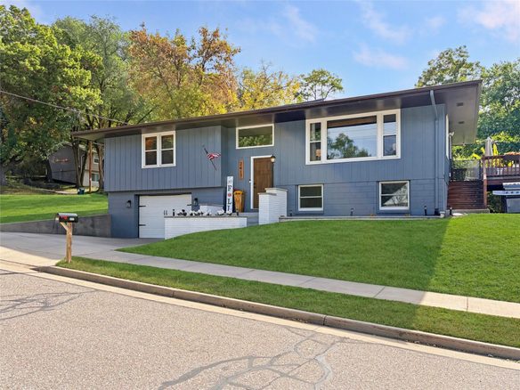 2417 Shale Ledge Road, Eau Claire WI 54703 - Residential house for sale - MLS #1605843 - image1