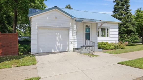 222 Grand Avenue, Chippewa Falls WI 54729 - Residential house for sale - MLS #1602755 - image1