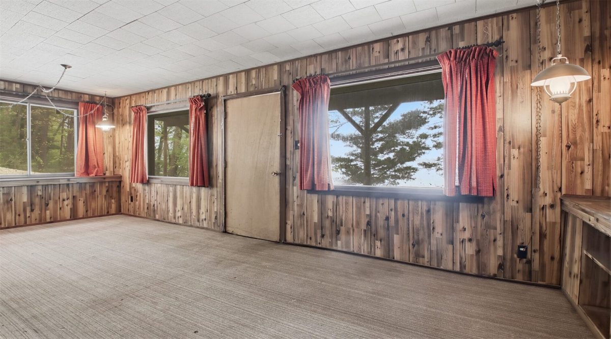 6092N West Shore Lane, Stone Lake, WI