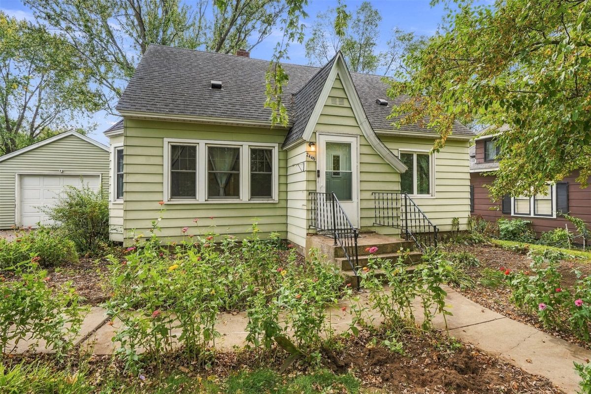 2445 Harrision Street, Eau Claire WI 54703 - Residential house for sale - MLS #1605666 - image2