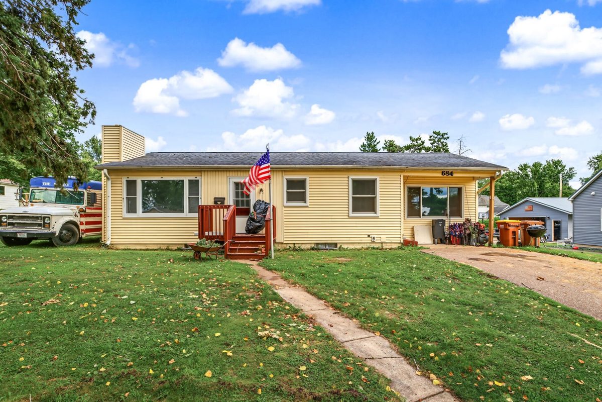 684 Jackson Street, Mondovi WI 54755 - Residential house for sale - MLS #1603550 - image2