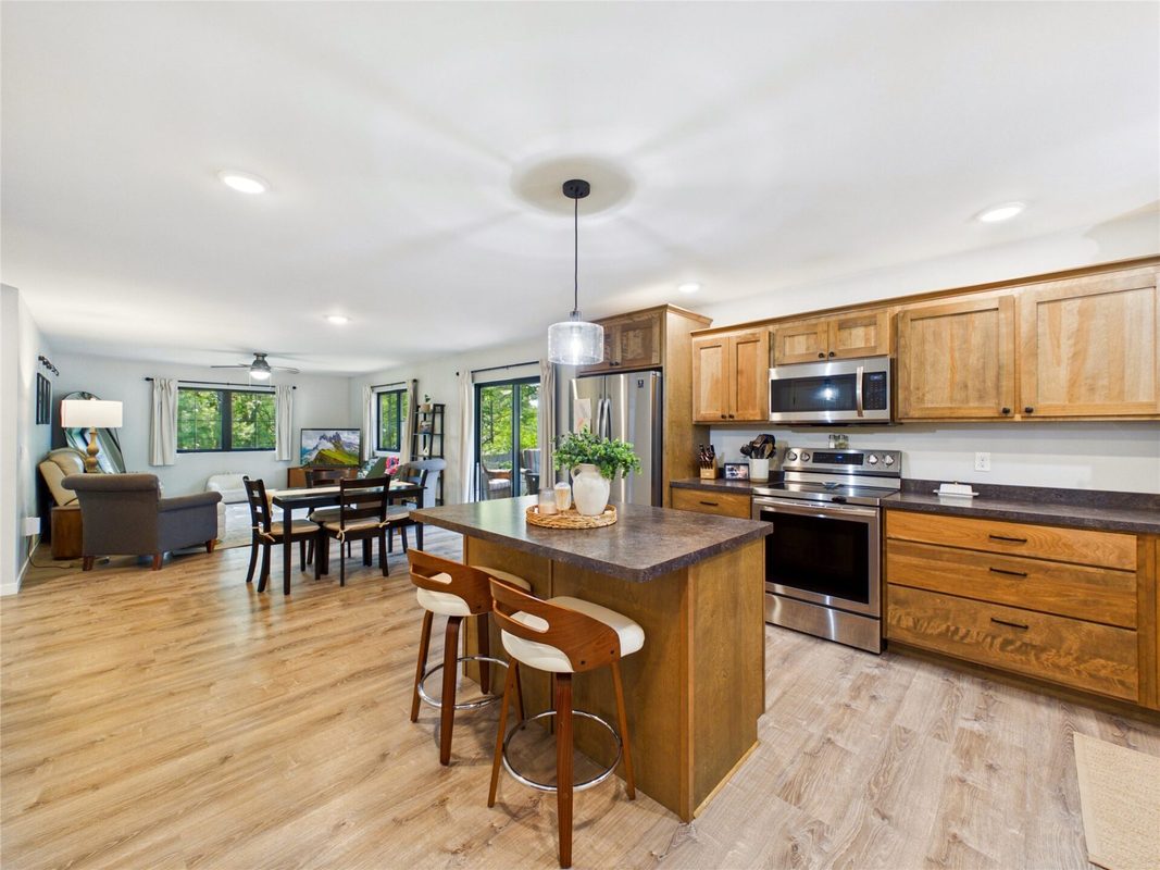 10764 August Lane, Hayward, WI