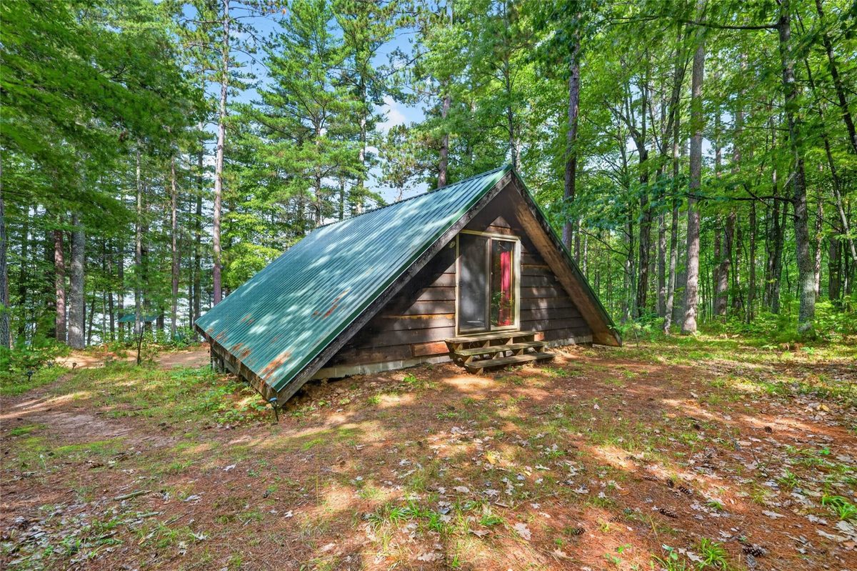 17305 Pioneer Road, Cable WI 54821 - Residential house for sale - MLS #1605116 - image2