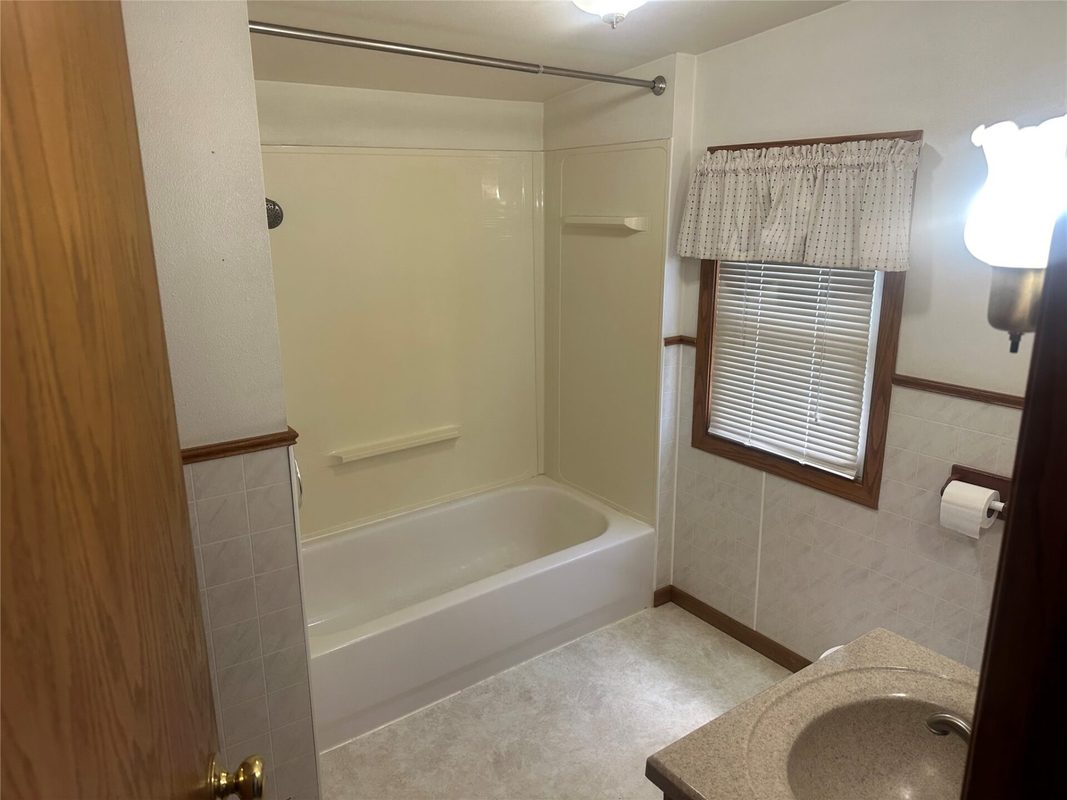 301 Cliff Street, Chippewa Falls WI 54729 - Residential house for sale - MLS #1601835 - image21
