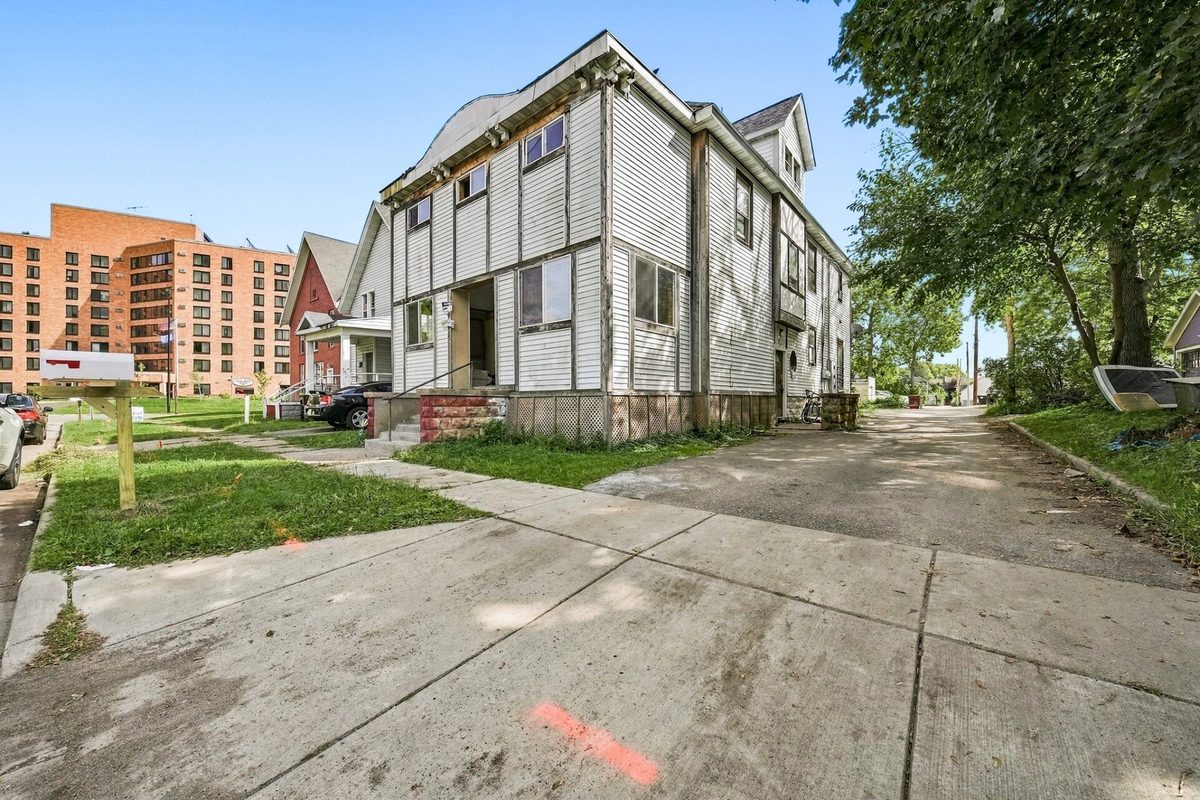 317 Earl Street, Eau Claire WI 54703 - ResidentialIncome house for sale - MLS #1605354 - image3