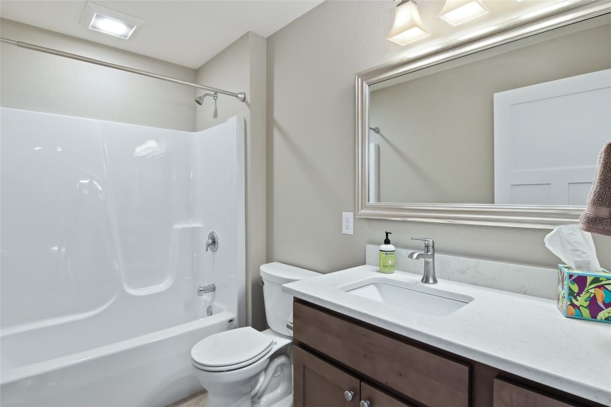 3729 Crest Ridge Court, Eau Claire, WI